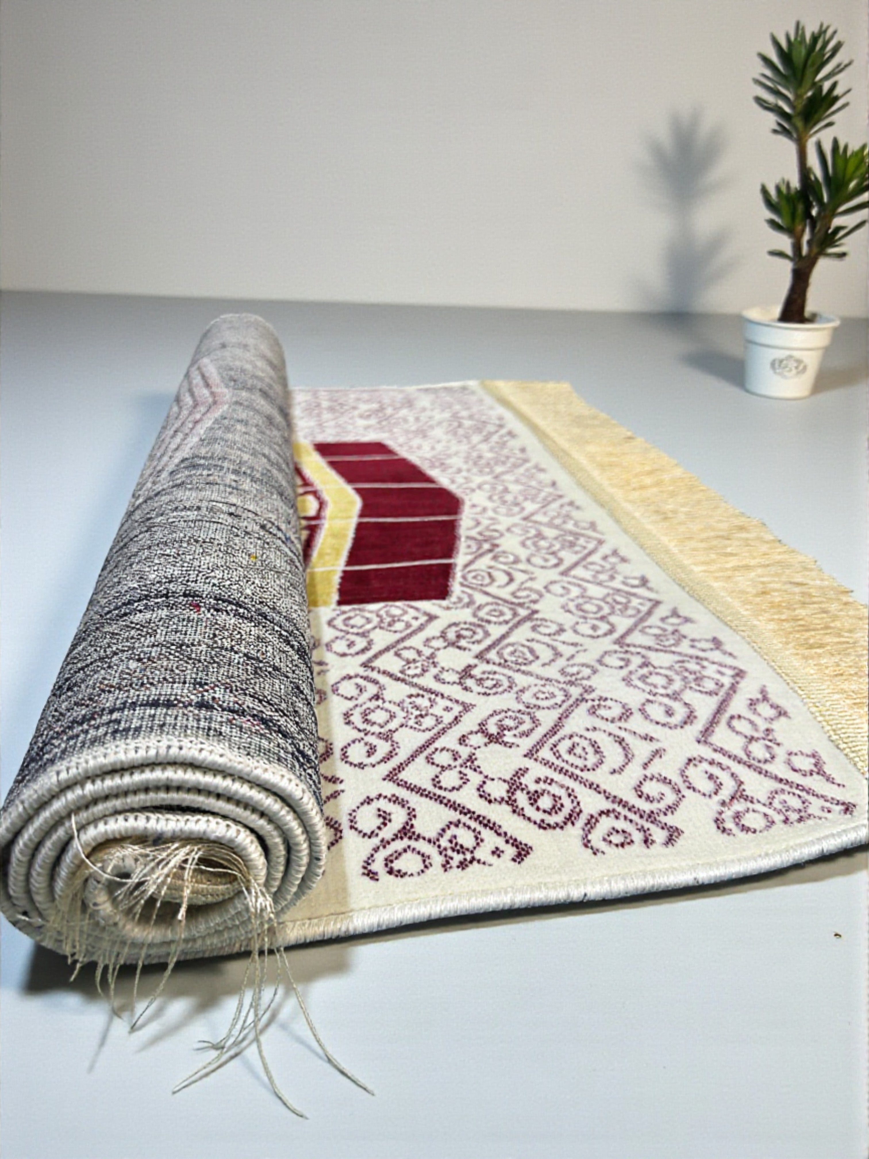 Islamic Prayer Rug/Janamaz – Soft Velvet Prayer Mat with Traditional & Kaaba Designs, Lightweight, Comfortable, Made in Turkey (70 x 110 cm) (Navy Blue-Kabah)