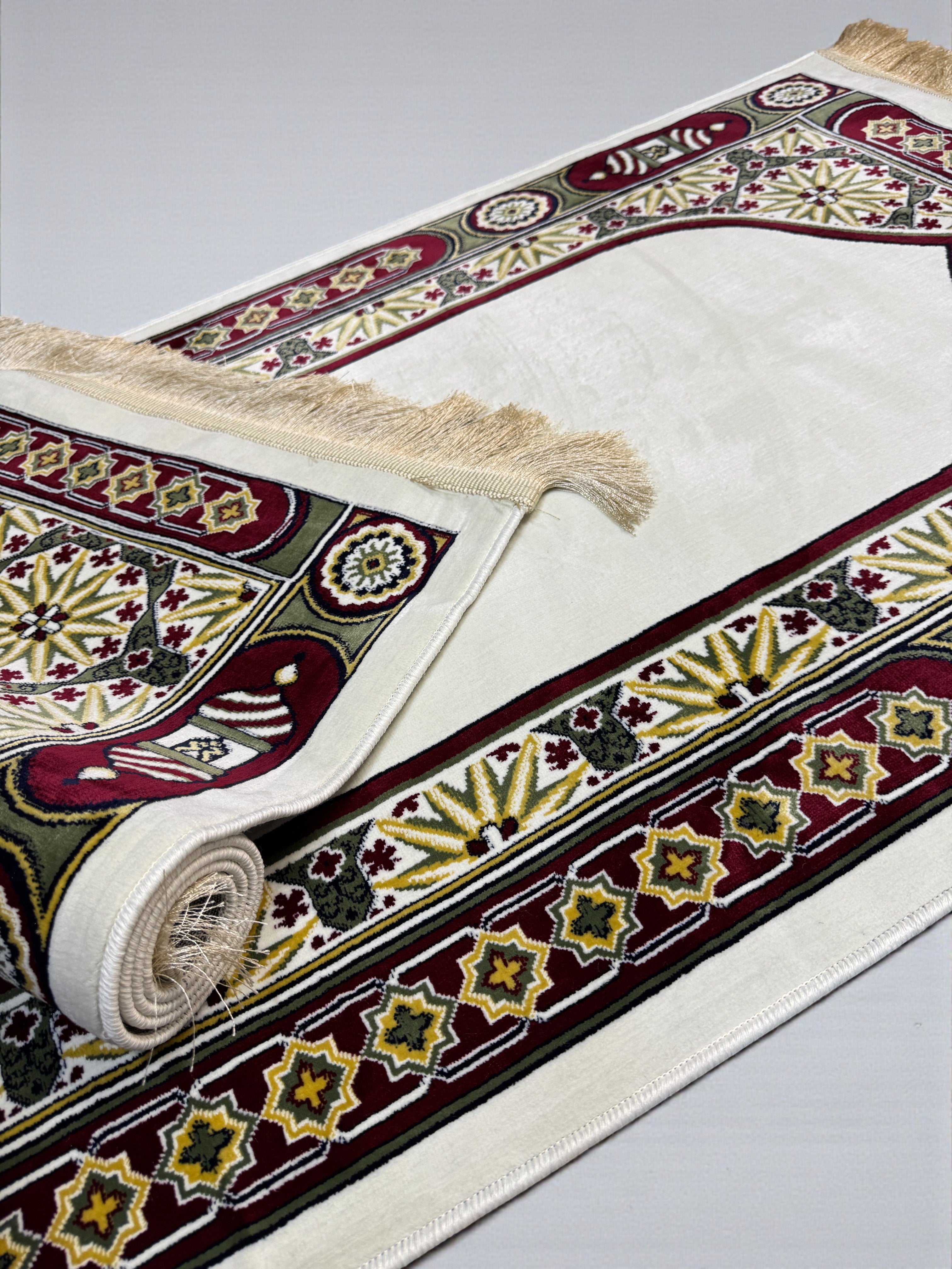 Islamic Prayer Rug/Janamaz – Soft Velvet Prayer Mat with Traditional & Kaaba Designs, Lightweight, Comfortable, Made in Turkey (70 x 110 cm) (Navy Blue-Kabah)